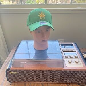 Men’s hat with Green Kale